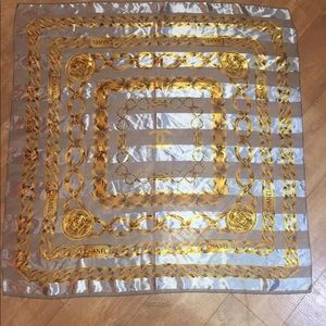Chanel Scarf 31 Rue Cambon Paris Gray Gold 40”